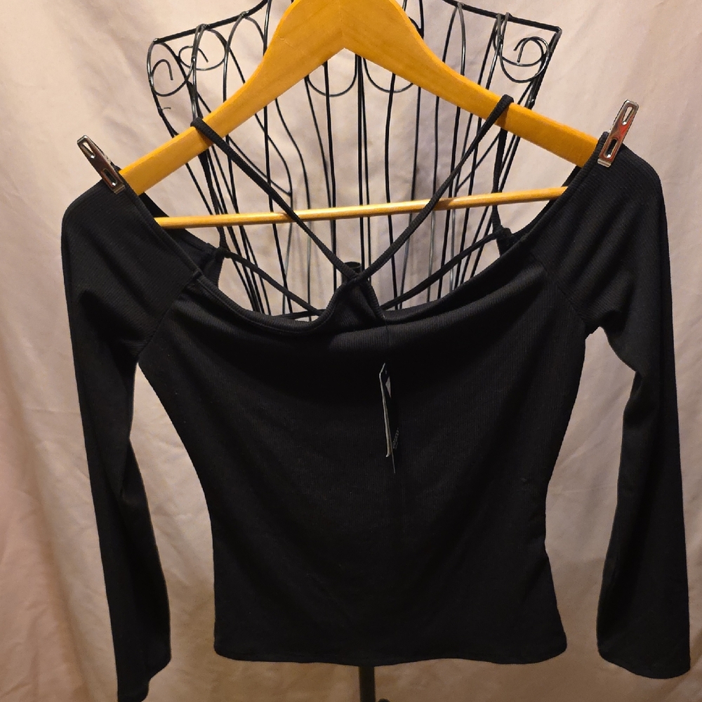 Elegant Black Off-Shoulder Top Guess Womens Size Medium (Virginia #16)